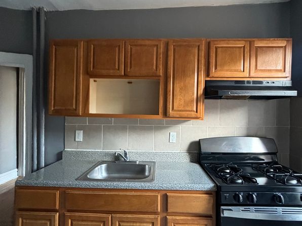 323 Park Ave #13