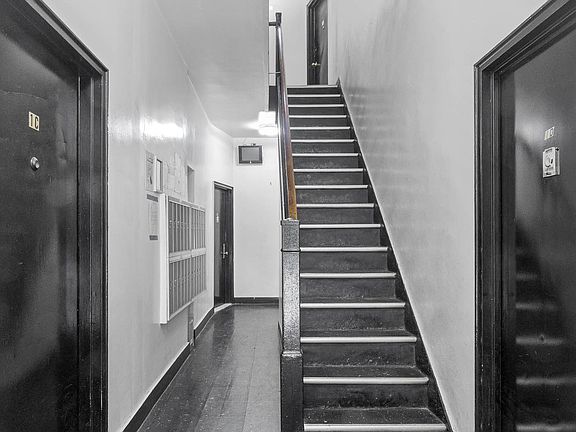 5th image of 335 E 81st St APT 2B