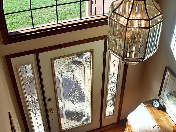 9404 exhibition court 051