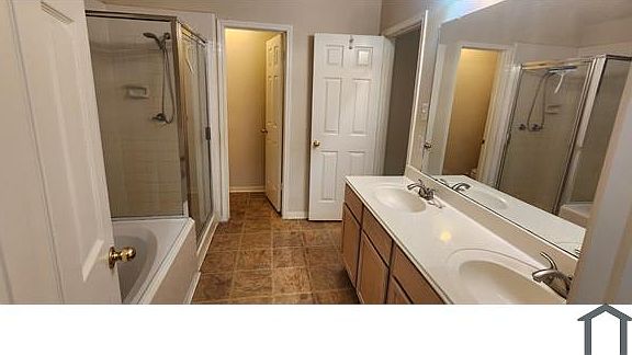 5th image of 1810 Tangleberry Ct