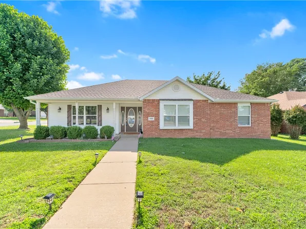 1606 S 24th Pl, Rogers, AR 72758