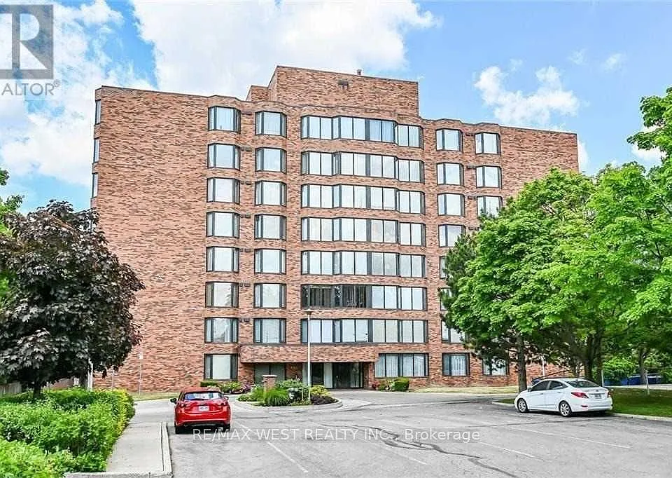 200 Limeridge Rd W #406