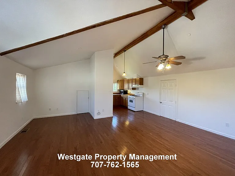 837 Bantam Way — Photo 16
