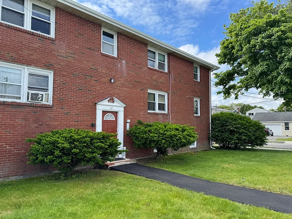 2 bed, 1.0 bath, 500 sqft, $2,600 — Photo 1
