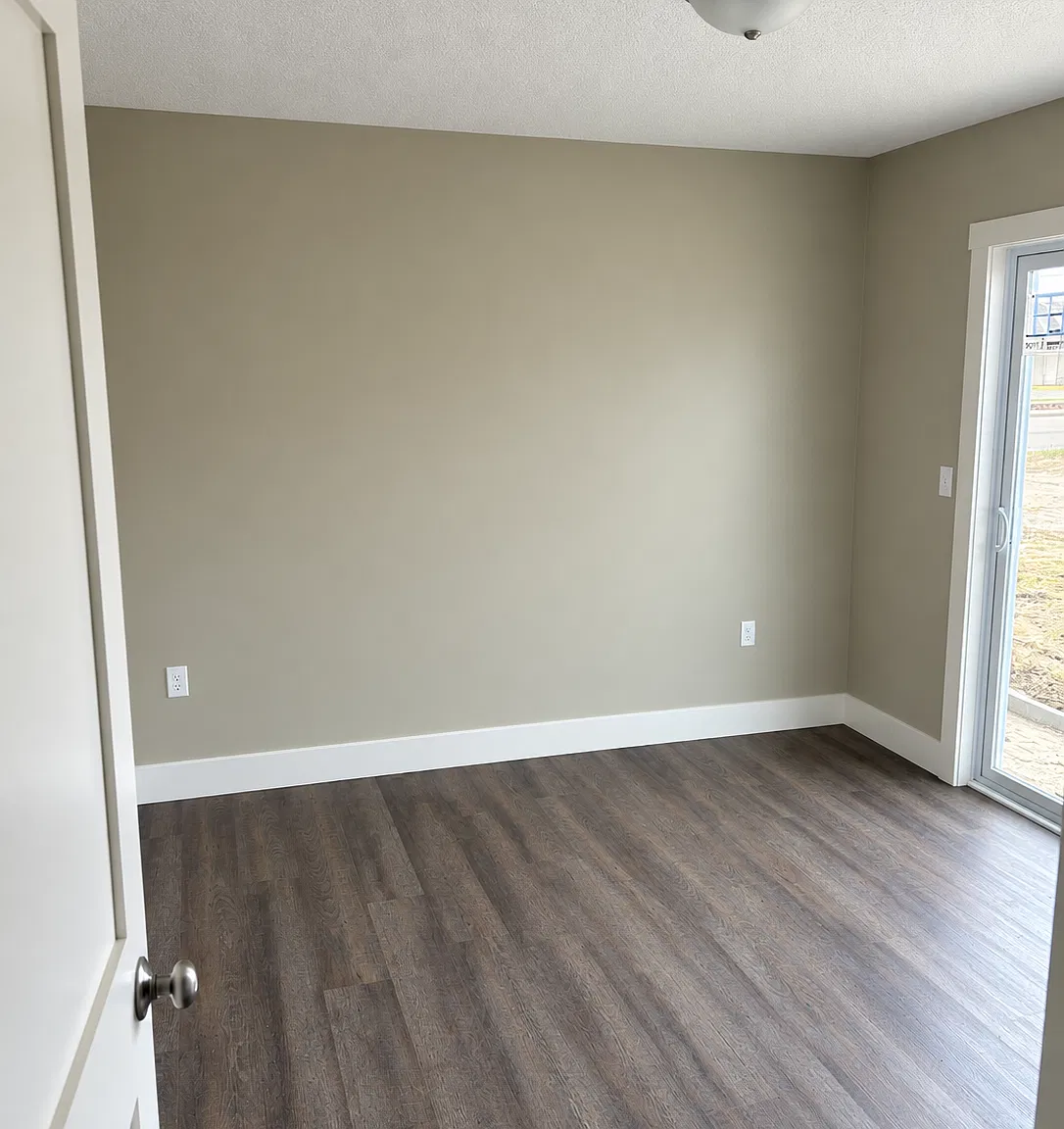 2 bed, 952 sqft, $1,400 — Photo 4
