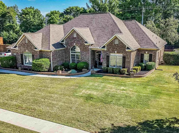 301 Blue Creek Dr, Harvest, AL 35749