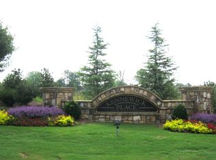 3680 Archgate Ct, Alpharetta, GA 30004