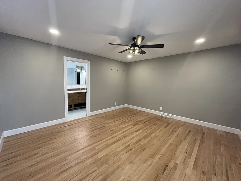 7604 Sierra Azul Ave NE — Photo 24
