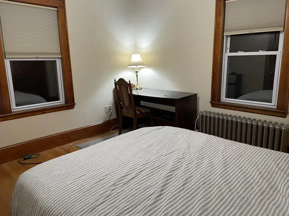 (undisclosed Address), Newton, MA 02458