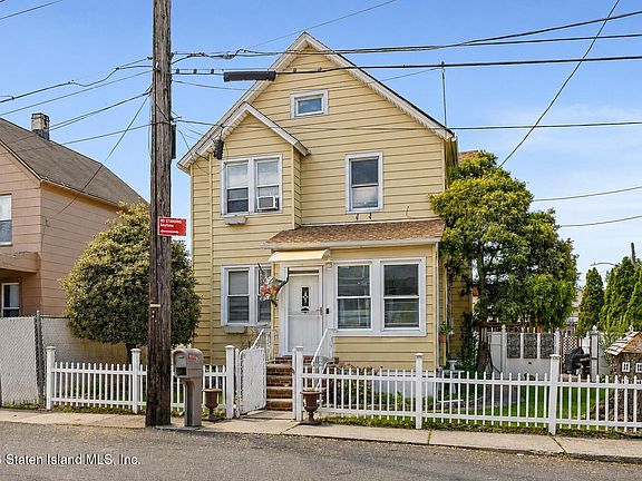 2nd image of 26 Sheridan Ave