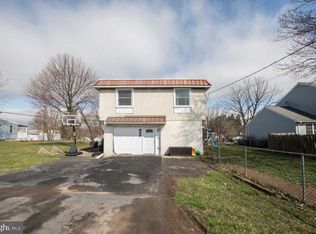 205 Beaver Rd, Harrisburg, PA 17112