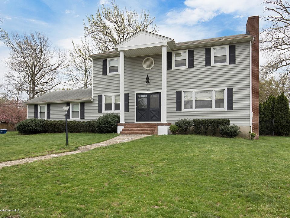 1st image of 714 Dow Ave