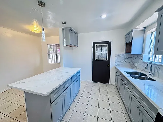611 N Moore Ave #1 — Photo 7