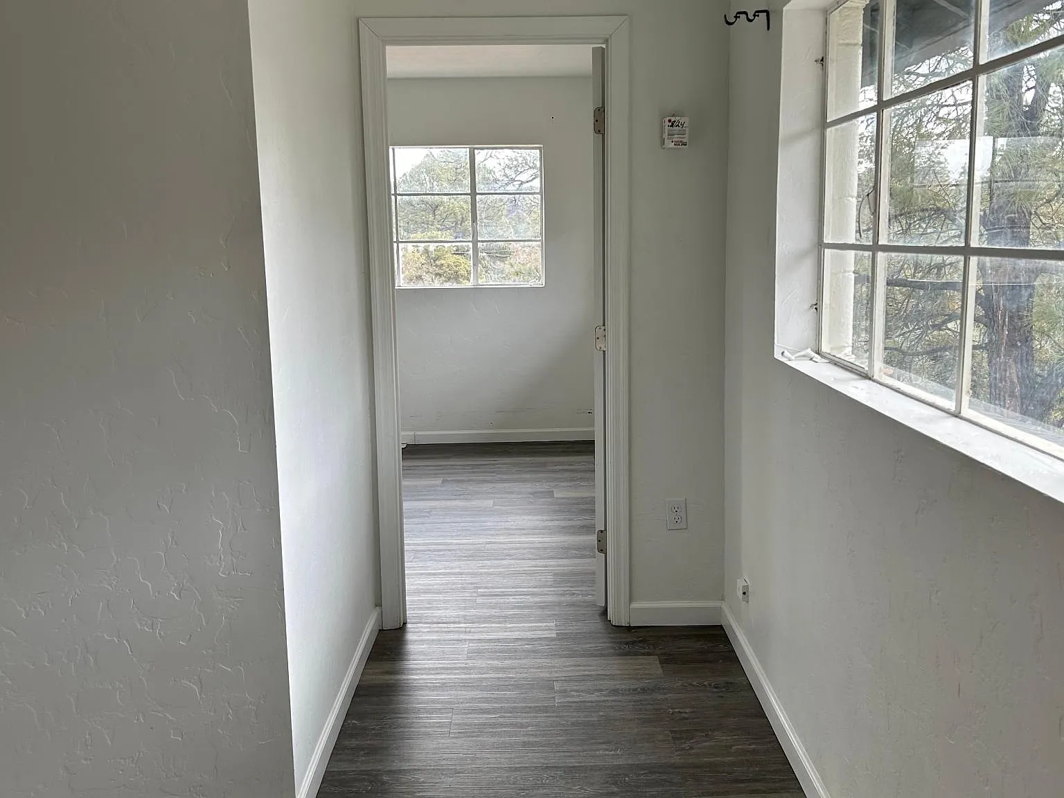 920 Middlebrook Rd — Photo 2
