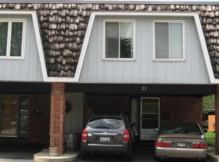 21 Cour Saint Tropez, Palos Hills, IL 60465