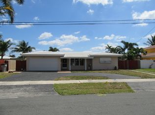 360 SE 1st Ter, Pompano Beach, FL 33060