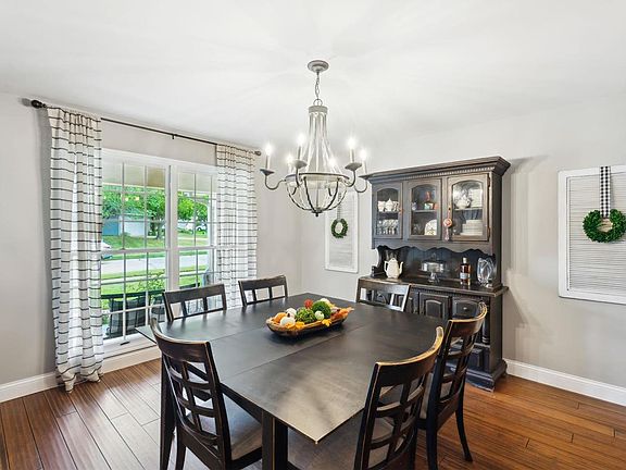 5th image of 16276 Audubon Village Dr