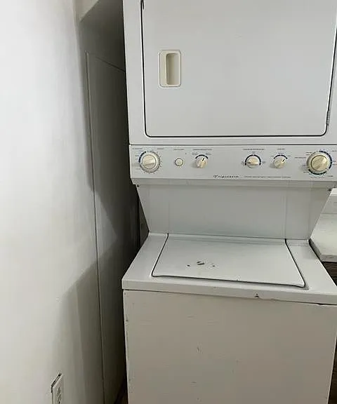 3998 S Orchard Ave #B — Photo 6