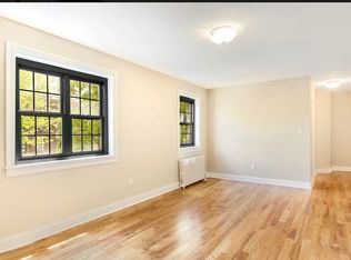 7740 Main St #3B, Flushing, NY 11367