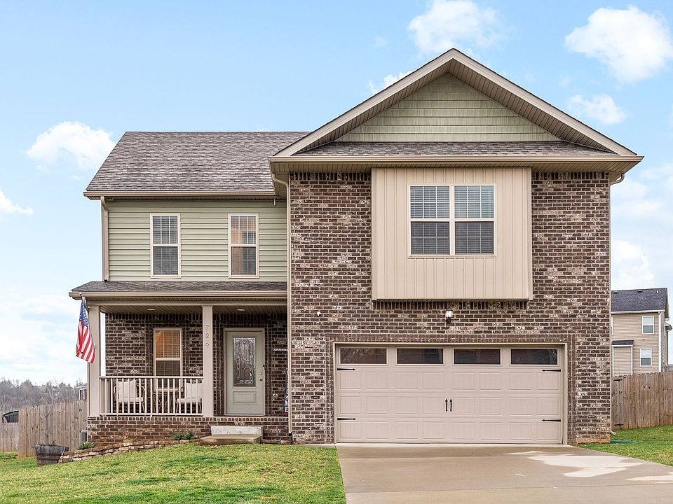 1st image of 726 Banister Dr