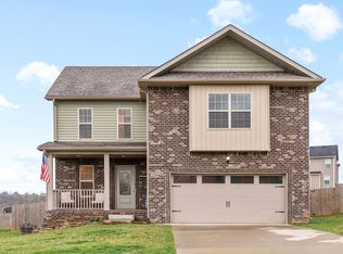 726 Banister Dr, Clarksville, TN 37042