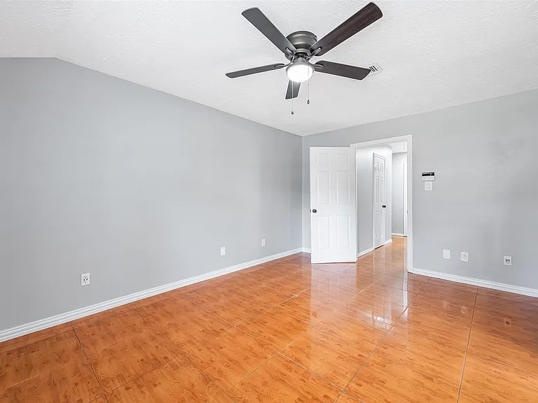 239 Blackwater Ln — Photo 22
