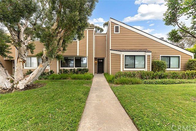 1st image of 15 Seabird Ct #15