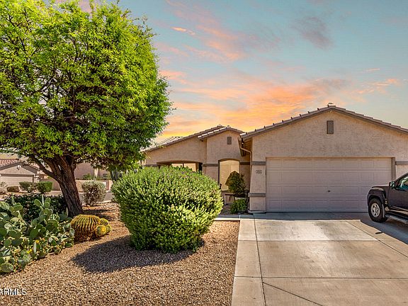 3rd image of 3016 N 109TH Avenue