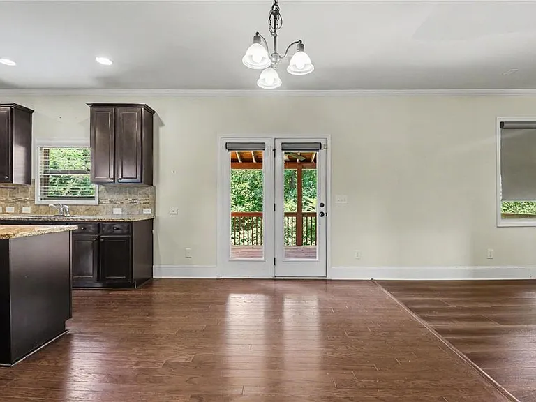 550 Nichols View Way — Photo 22