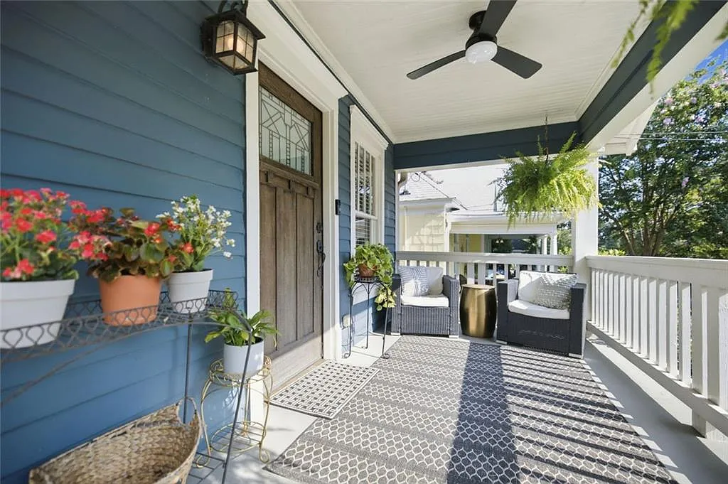 3 bed, 2.0 bath, 1356 sqft, $3,500 — Photo 2