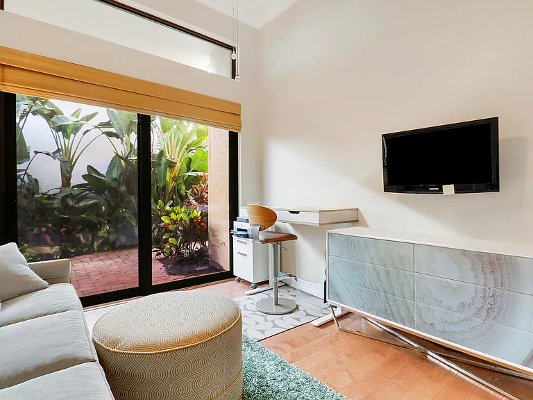 210 Coral Cay Ter — Photo 38