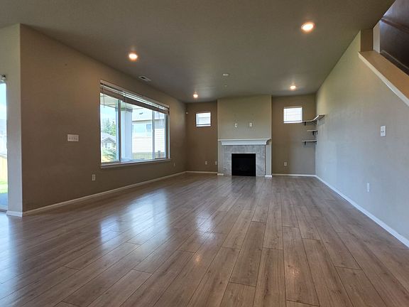 2nd image of 4342 Acacia Ln SE