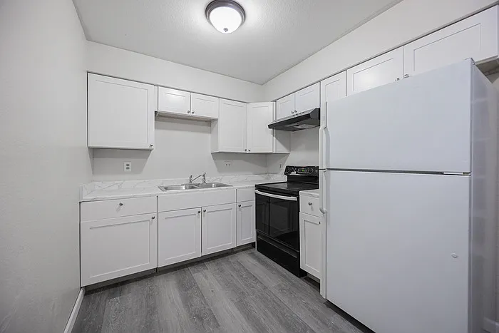2340 E Broadway Rd #A — Photo 7