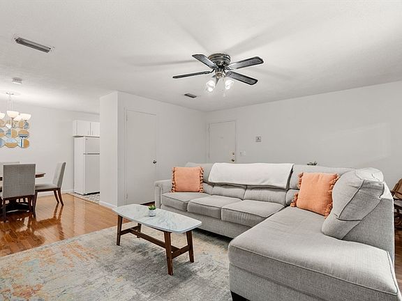 3rd image of 24 Thayer Pond Dr #16