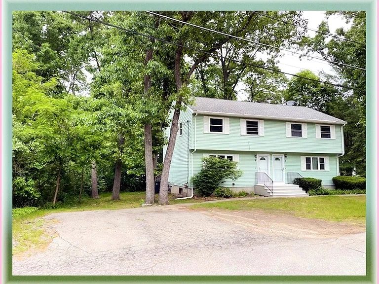 7 Harding Rd — Photo 1