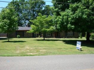 431 Forest Dr, Humboldt, TN 38343