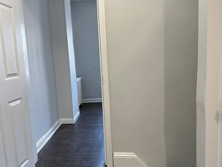 107 Stroud St — Photo 10