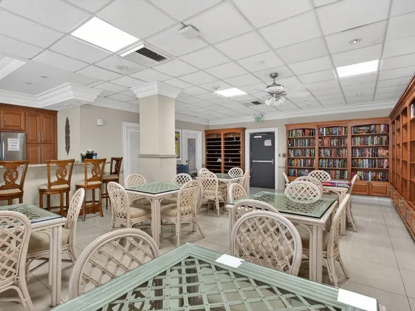 1012 N Ocean Boulevard, Pompano Beach, FL 33062