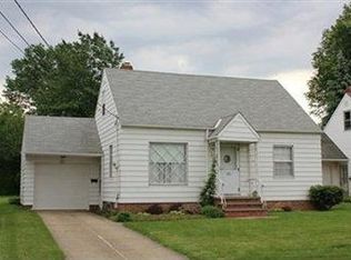 881 E 248th St, Euclid, OH 44123