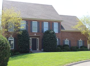 10434 Meadow Ridges Ln, Knoxville, TN 37922