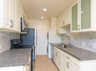 52 W Etruria St APT 302, Seattle, WA 98119