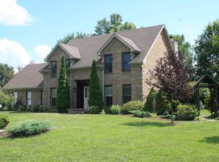 445 Beechtree Ln, Mount Washington, KY 40047