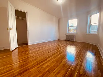 Rented by Silverstein Collection LLC 