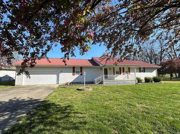 11955 Briarwood Ln, Dexter, MO 63841