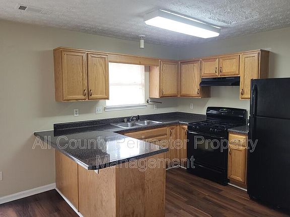 5th image of 5543 Pineridge Ct