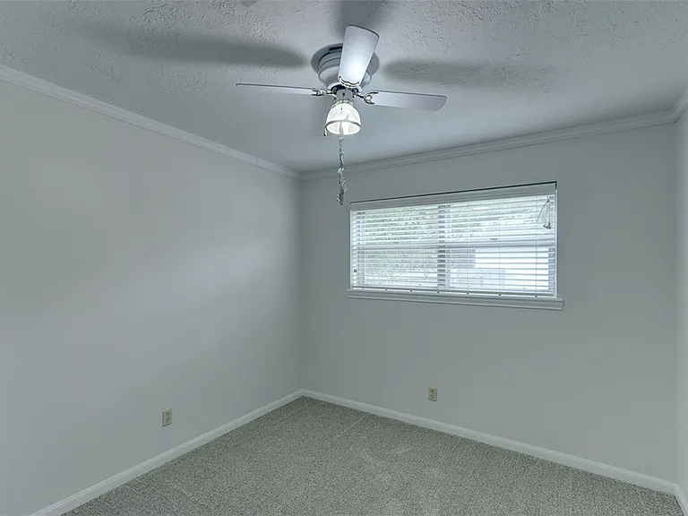3503 Old Oaks Dr — Photo 22
