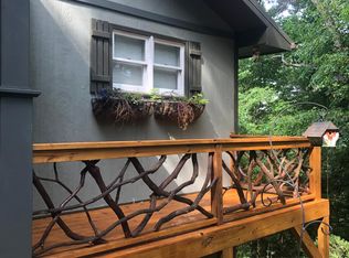 425 Arrowhead Ridge Rd, Brevard, NC 28712