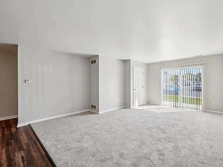 Abbey Ridge Apartment Homes — Photo 80