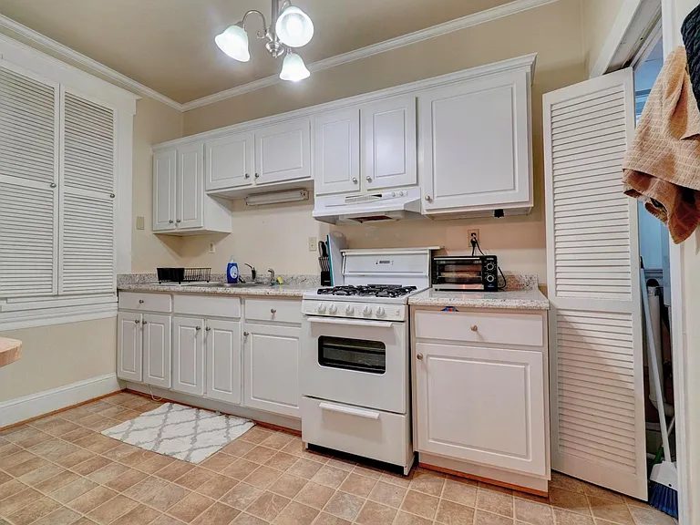 716 Graydon Ave #2 — Photo 11