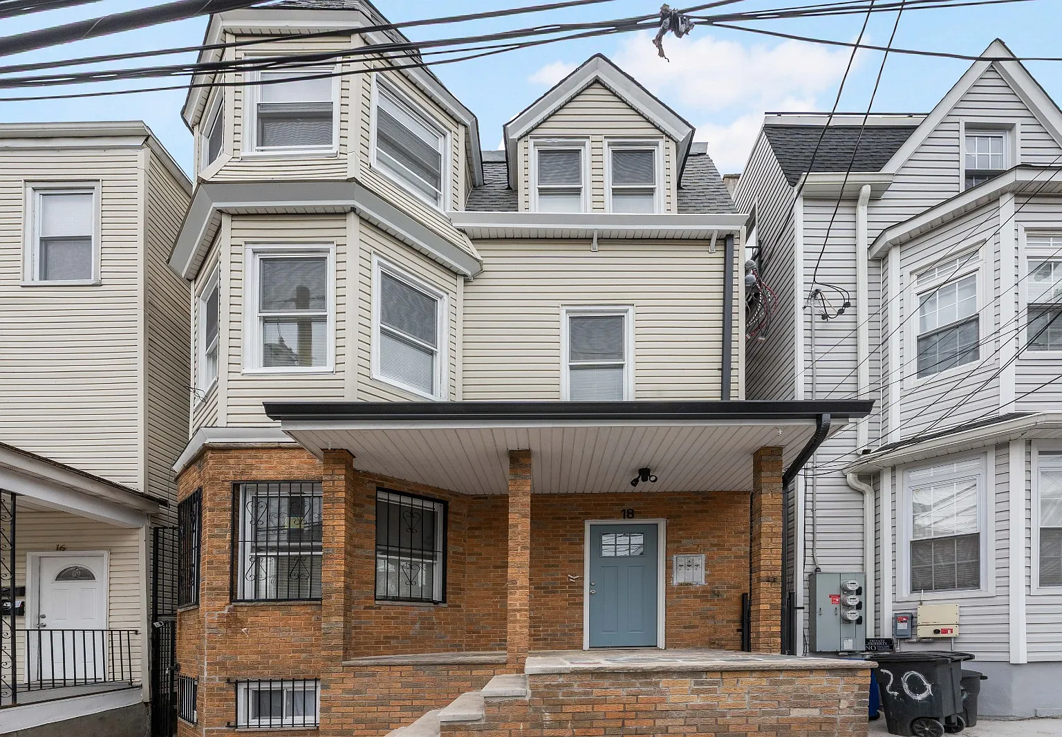 18 Taylor Street - 3FL — Photo 1